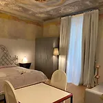 La Castellana Loft Hotel