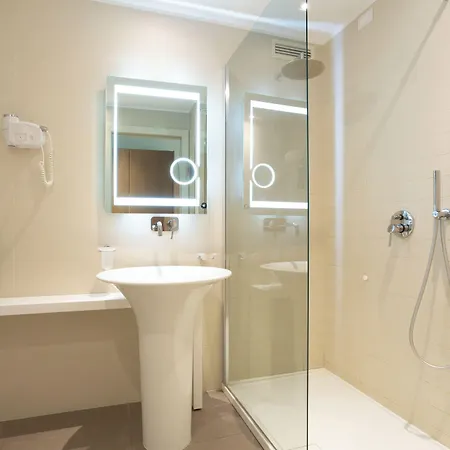 Hotel La Castellana Loft 3*