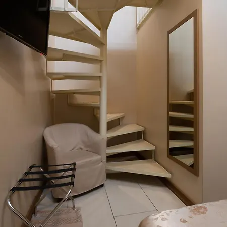 La Castellana Loft Hotel 3*