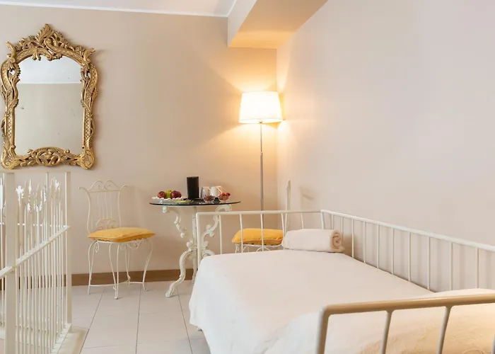 拉卡斯提亚阁楼酒店